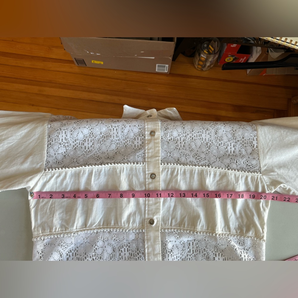 Vintage Sas’sa White Lace Western Style Button-Down Shirt - Picture 11 of 13